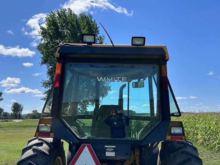 white-american-80-image-24