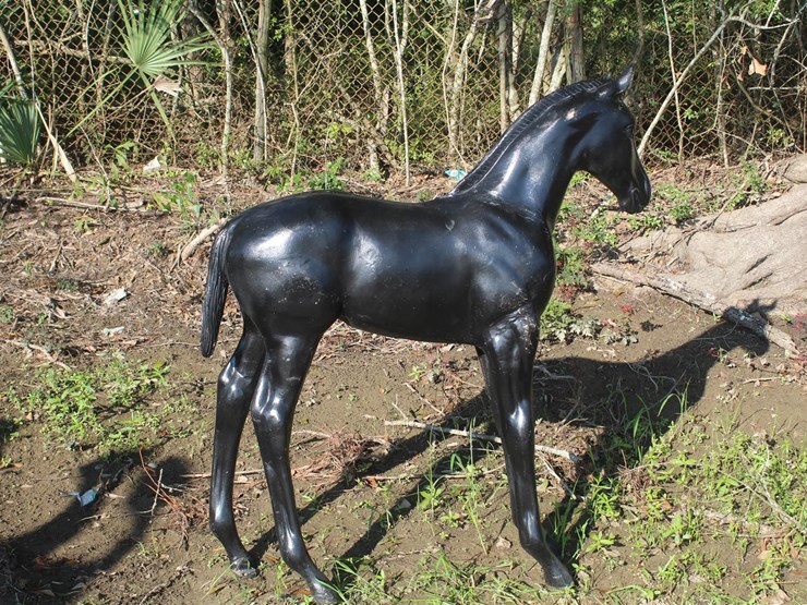 #5589-•-horse-statue-image-2