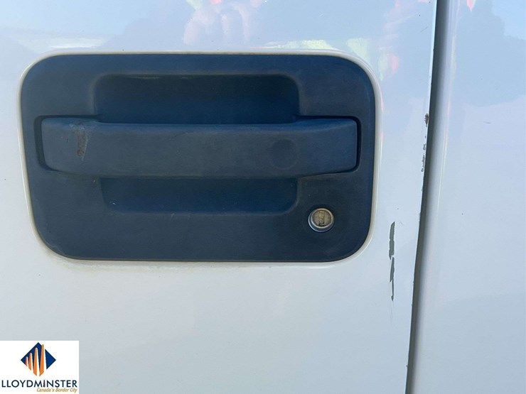 2010-ford-f150-image-27