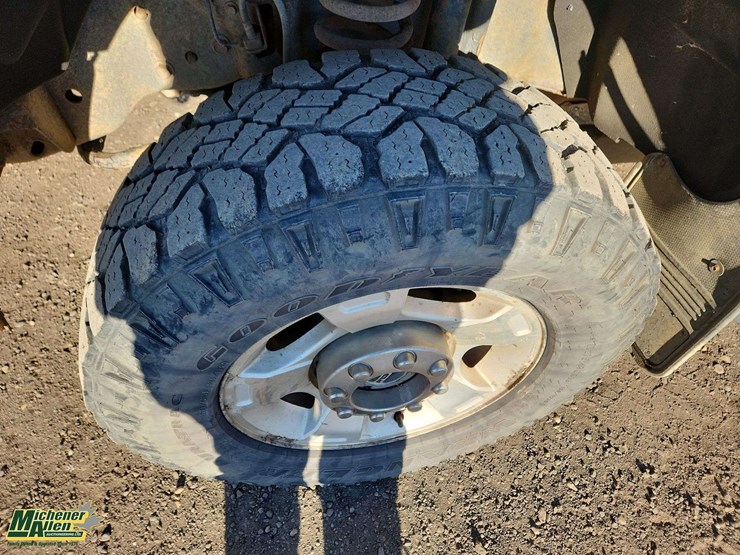 2011-ford-f250-image-29