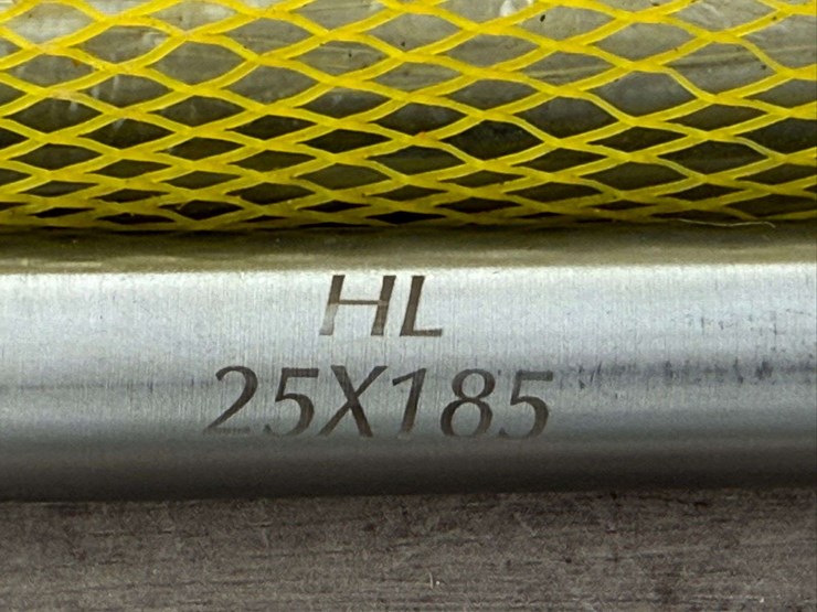 (5)-hl-25x185-universal-bucket-pins,-hardened-steel-image-2