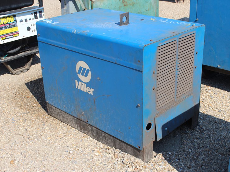 #3518-•-miller-srh-333-3-phase-welding-machine-image-4
