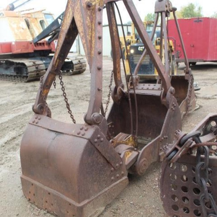 Erie Clam Bucket SN: 9407X02