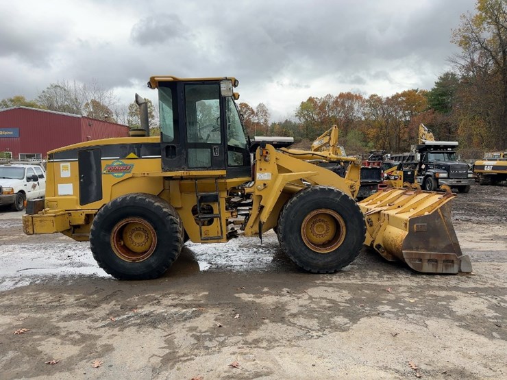 1998-caterpillar-938g-image-6