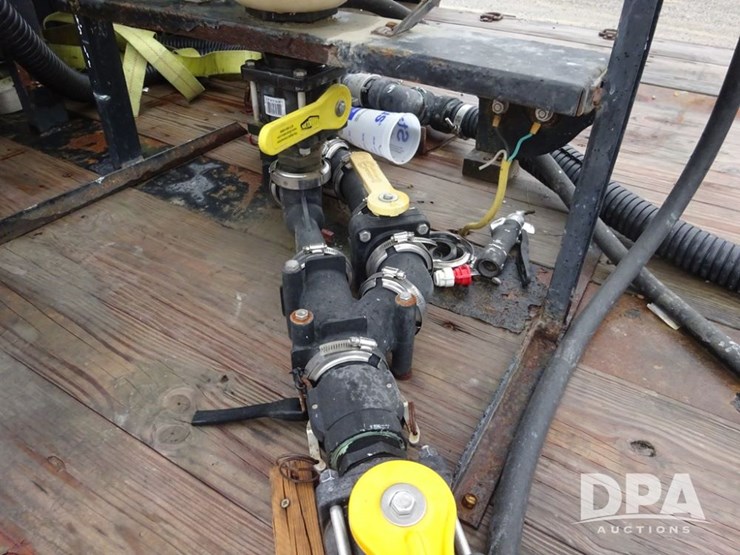 2015-tarasport-liquid-sprayer-trailer-(pz14052,-unit-109067)-image-56