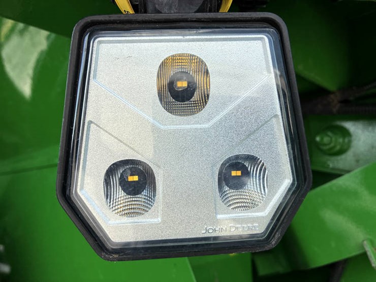 2023-john-deere-s780-image-29