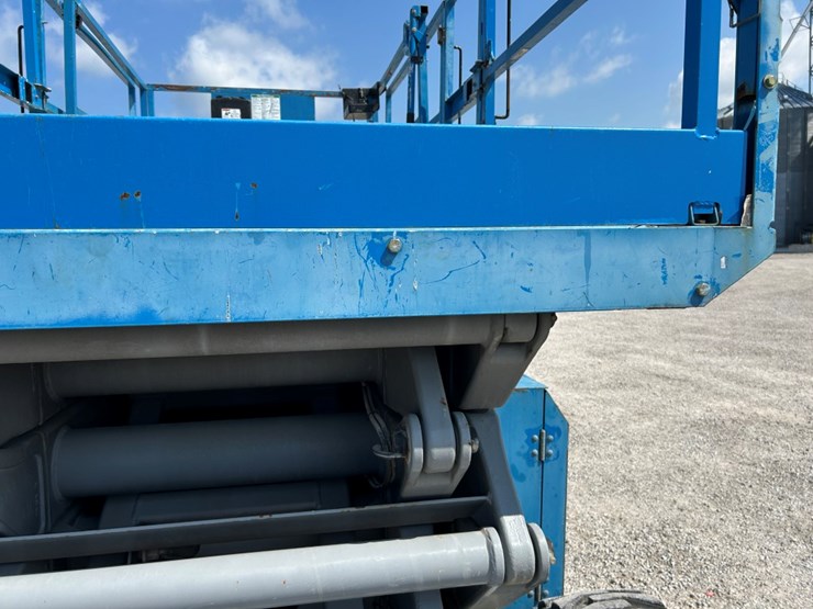 2014-genie-gs4390rt-image-26