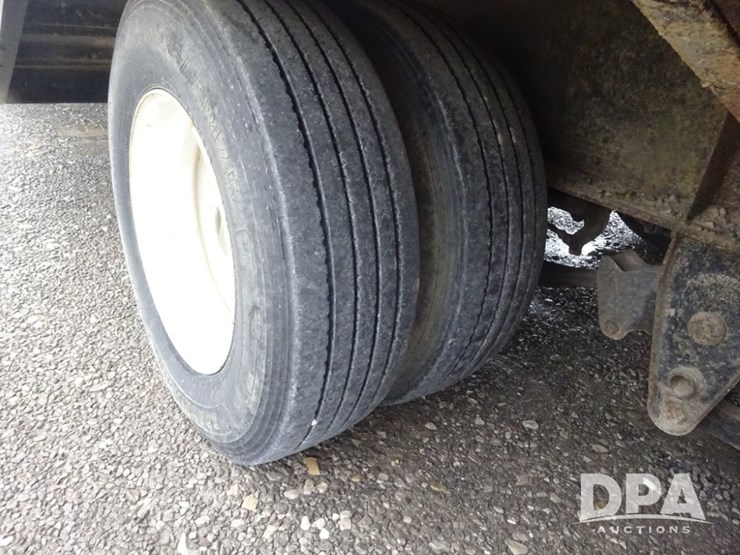 2015-tarasport-liquid-sprayer-trailer-(pz14052,-unit-109067)-image-35