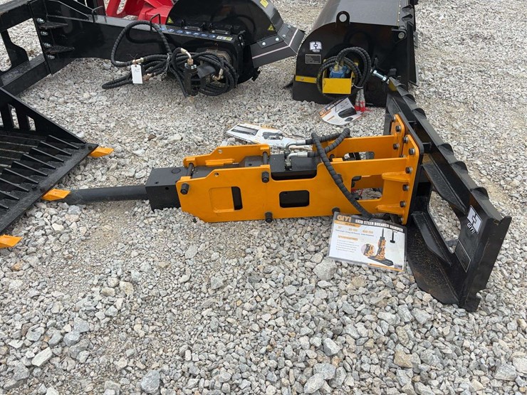 giyi-hydraulic-breaker-hammer-image-2