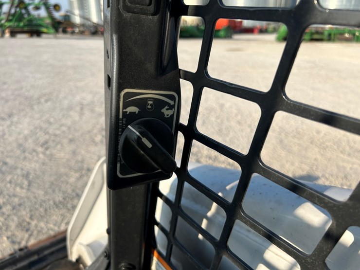 bobcat-t595-image-15