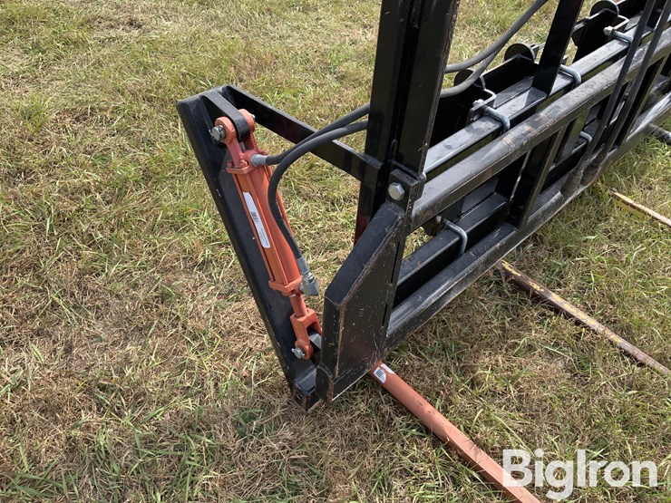 mds-hc233eb-bale-stabber-w/hydraulic-push-off-image-12