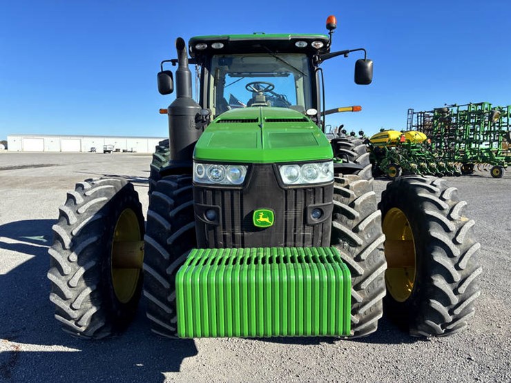 2015-john-deere-8295r-image-9