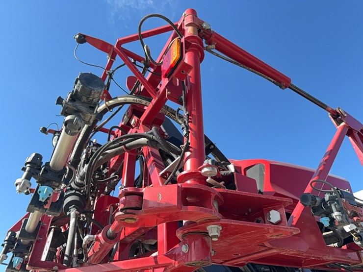 2023-case-ih-4350-patriot--sprayer-image-217