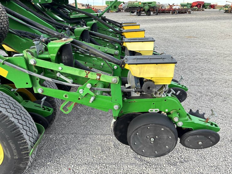 2018-john-deere-1795-image-57