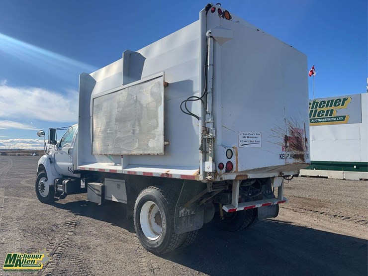 2003-ford-f750-image-3