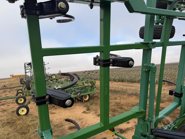 great-plains-6330uc-image-22