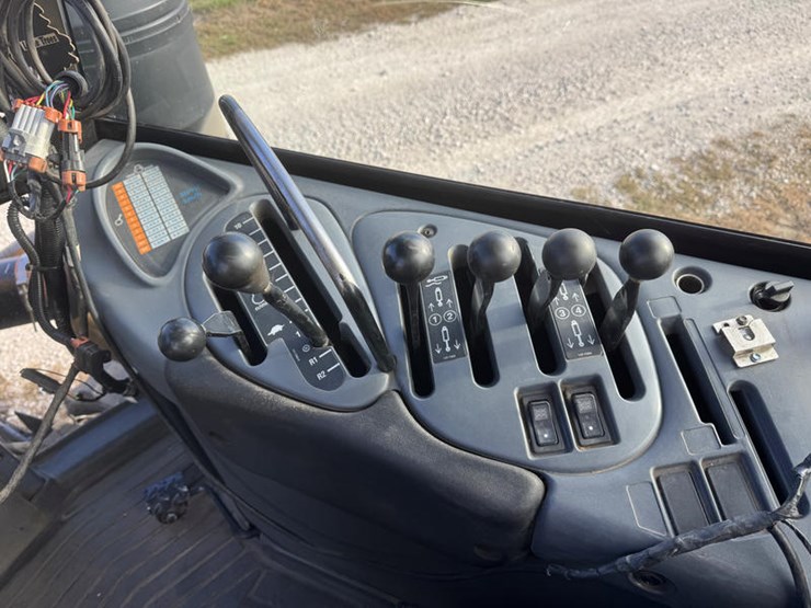 caterpillar-20-image-50