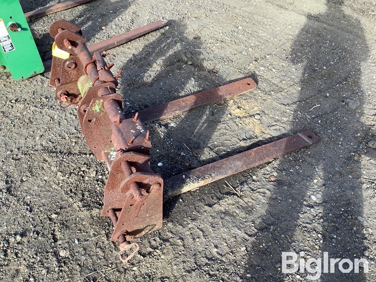 42"-pallet-forks-image-3