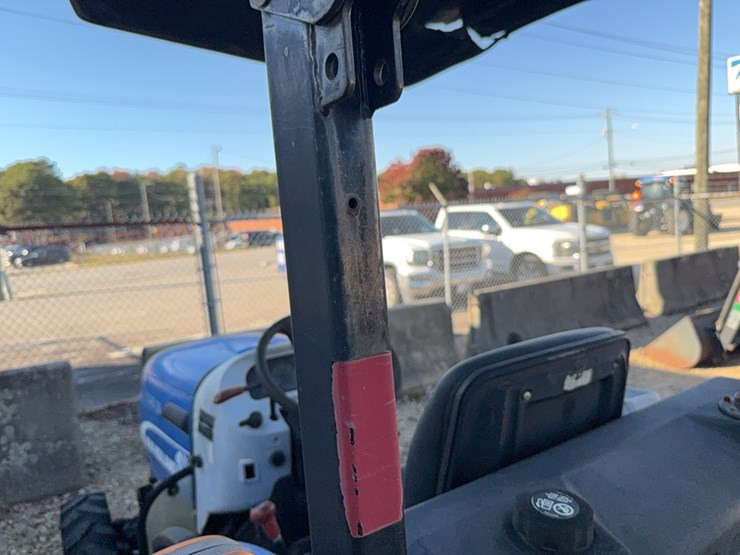 new-holland-boomer-30-image-58