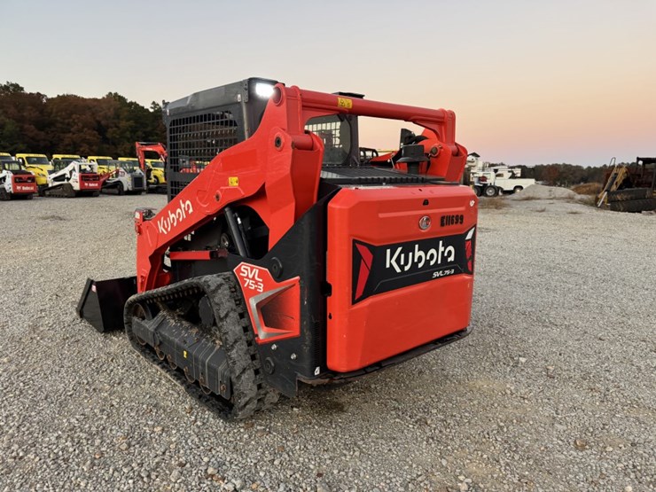 2023-kubota-svl75-3-image-7