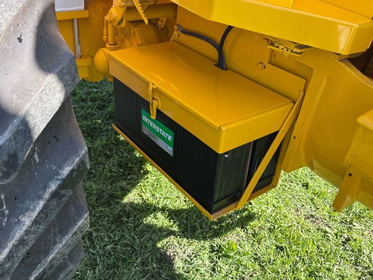 minneapolis-moline-g940-image-36