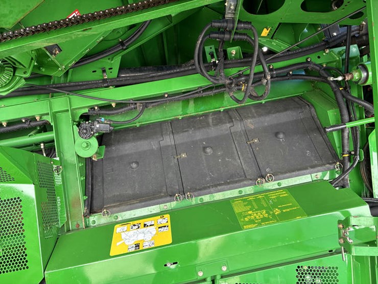 2009-john-deere-9770-sts-image-57