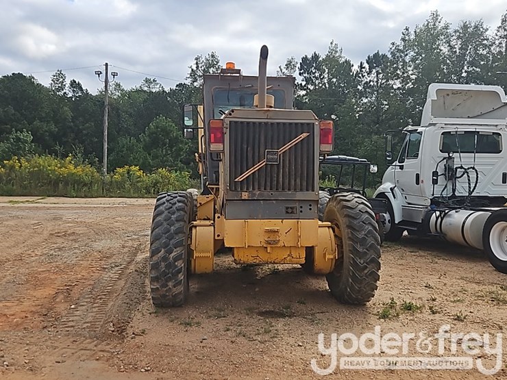 2002-volvo-g720-vhp-image-4