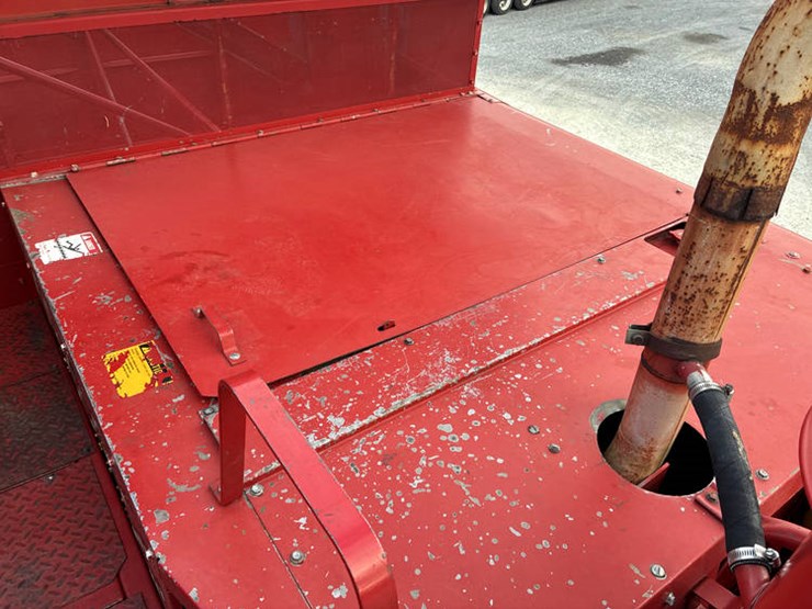 1990-case-ih-1660-image-83