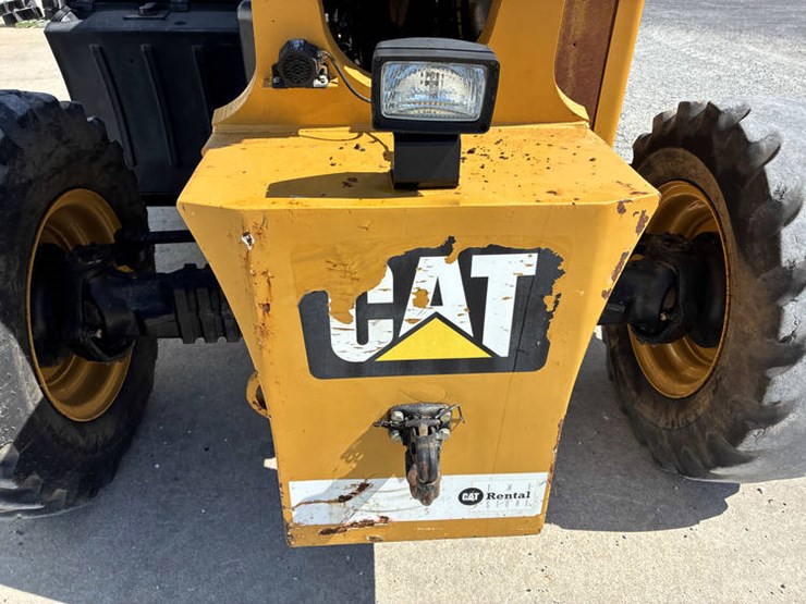 2015-caterpillar-tl943c-image-27