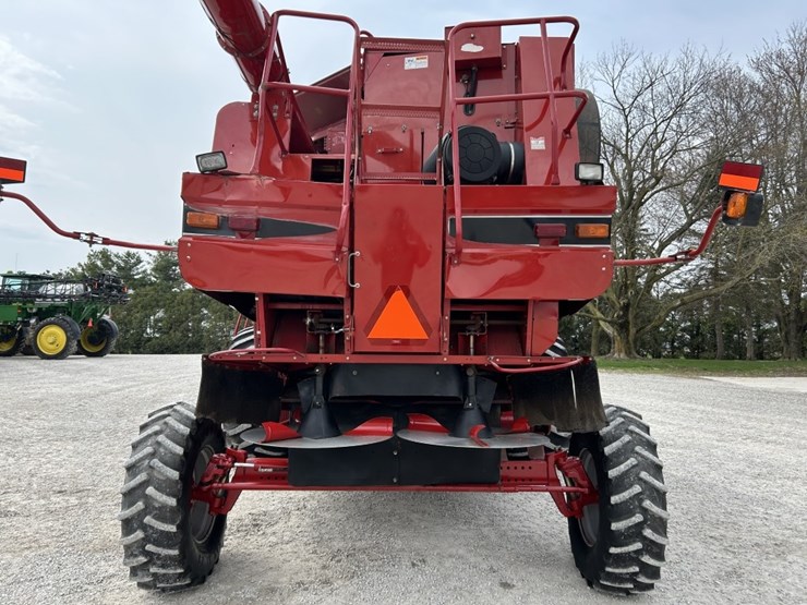 2006-case-ih-2388-image-4