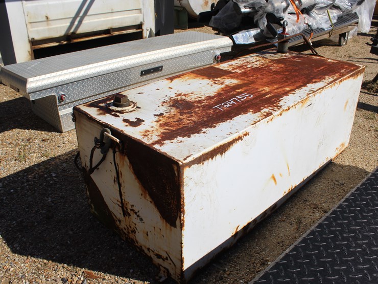 #24755-•-fuel-tank-image-2