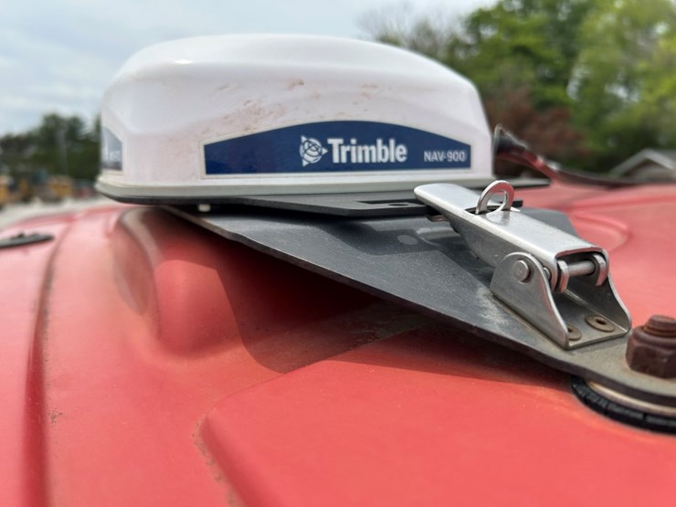 2014-case-ih-3200b-image-58