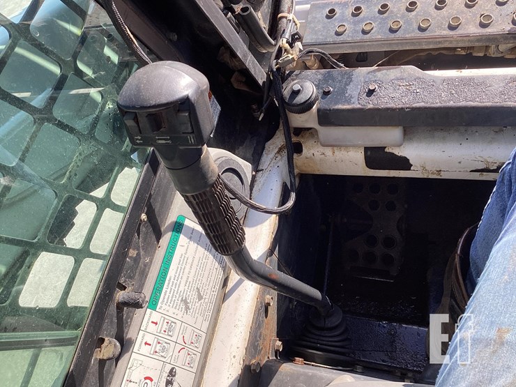 2006-bobcat-t190-image-16