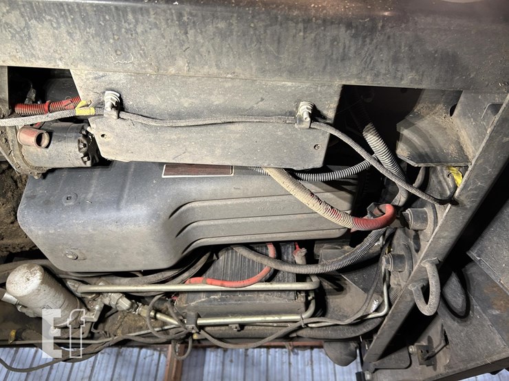 2018-case-ih-wd2504-image-37