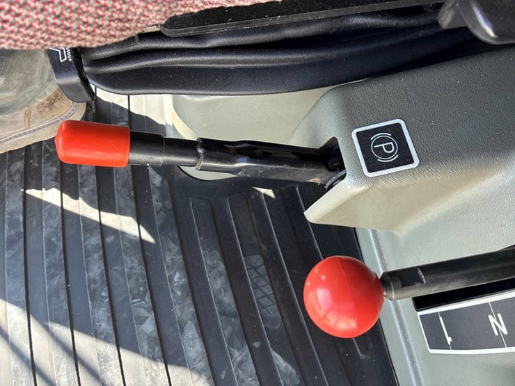 #122136-•-2009-mf-9795-#huc7217-image-112