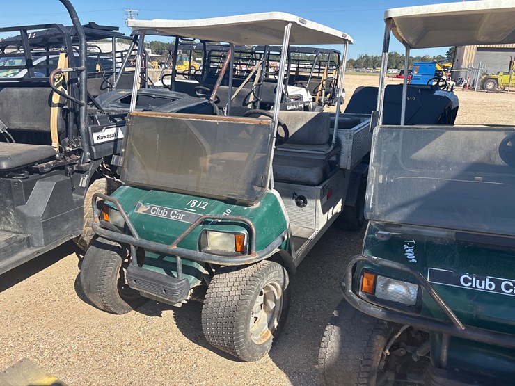 club-car-carryall-252-image-1