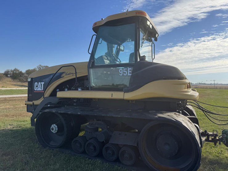 john-deere-11-image-3