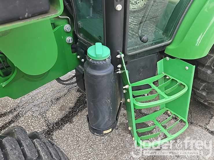 2019-john-deere-5075e-image-27