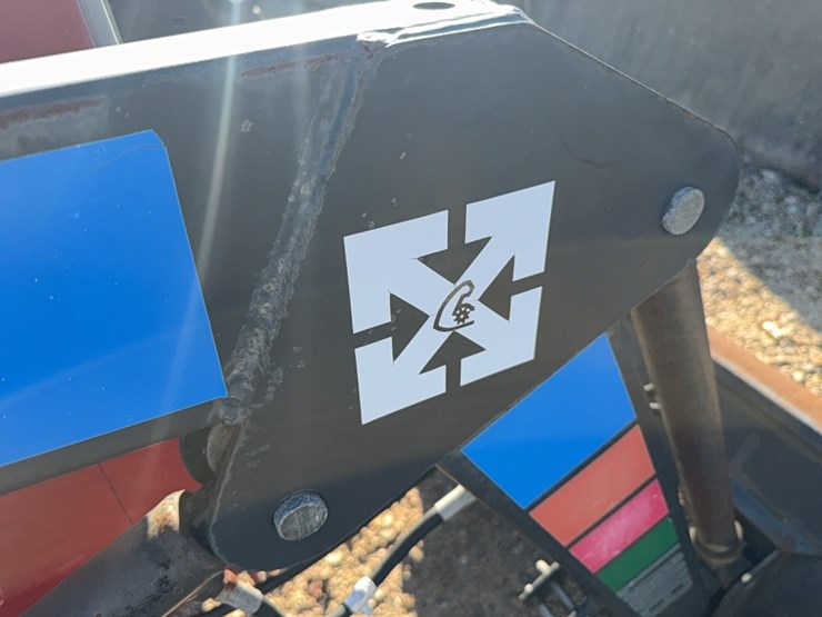 international-284-image-12