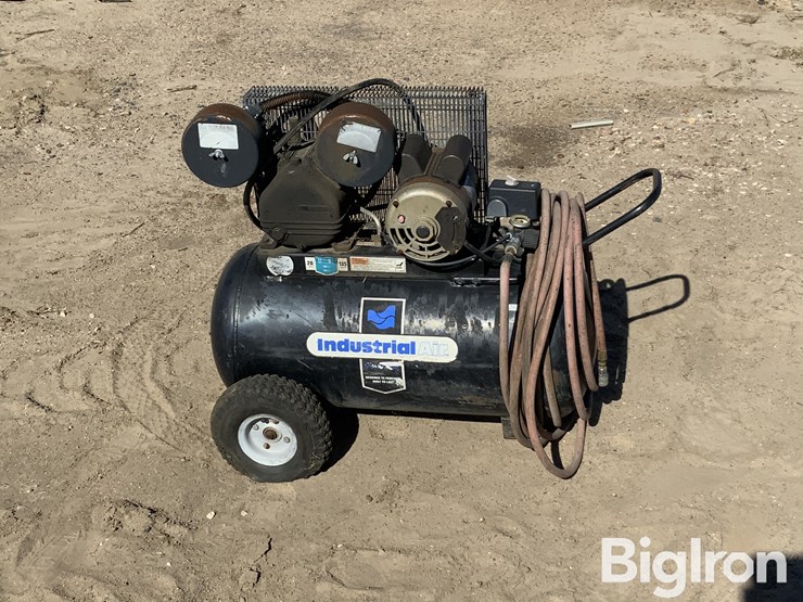 industrial-air-20-gal-air-compressor-image-4