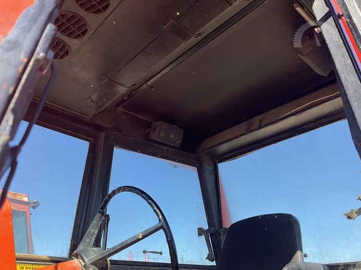 allis-chalmers-210-image-17