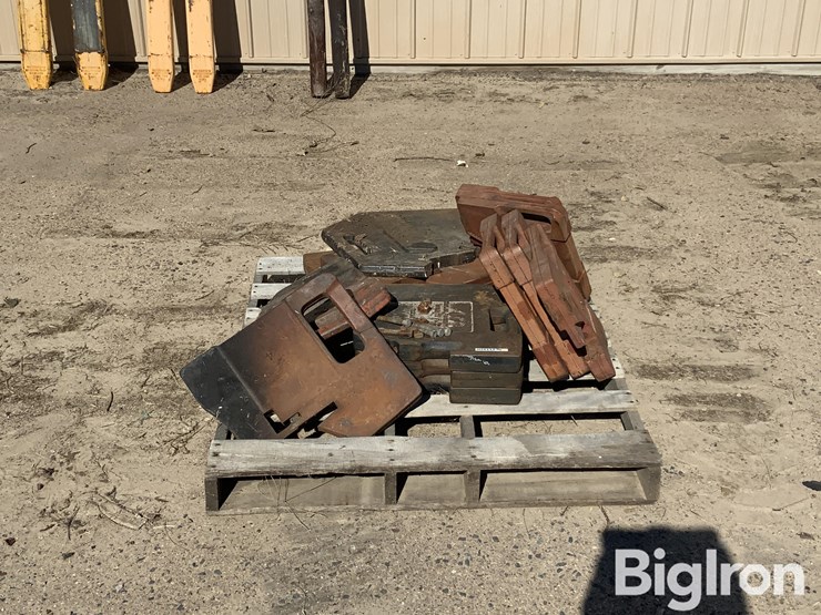 front-suitcase-weights-image-2