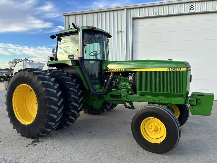 1994-john-deere-4560-image-1