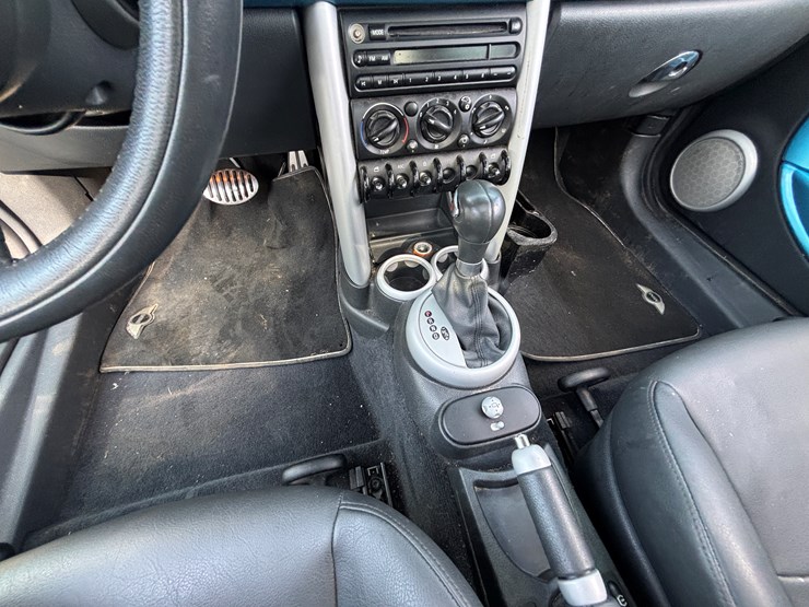 #483-•-2005-mini-cooper-|-for-parts/repairs-image-9