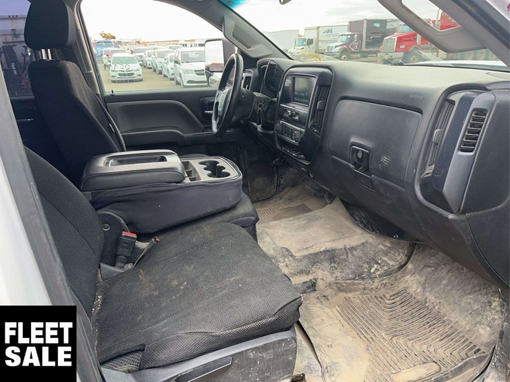 2018-gmc-sierra-3500hd-image-16