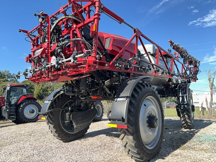 2023-case-ih-4350-patriot--sprayer-image-6