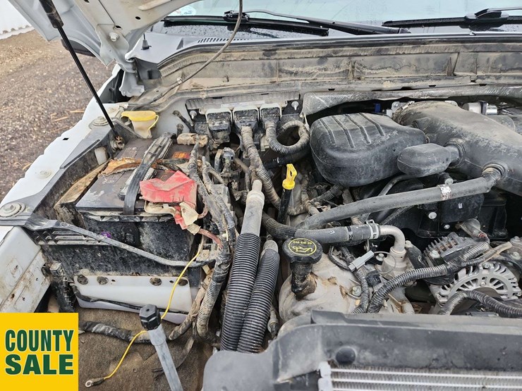 2015-ford-f550-image-26