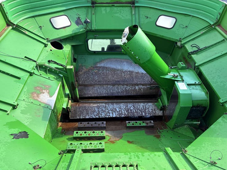 2009-john-deere-9770-sts-image-87