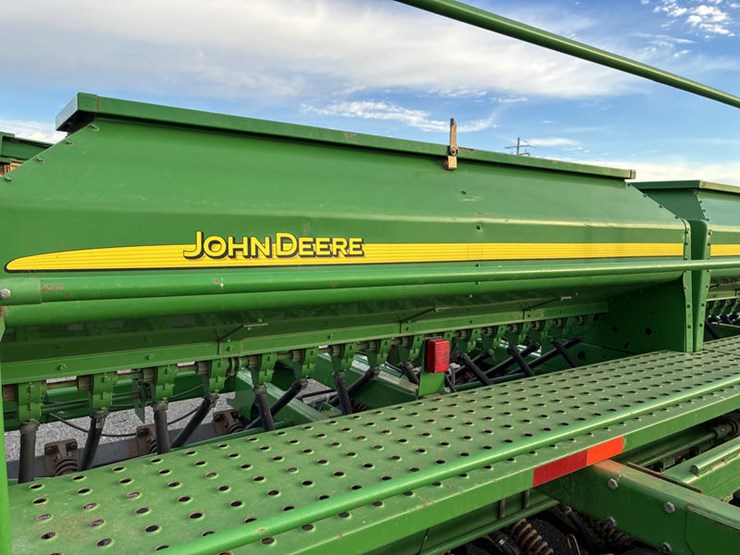 2009-john-deere-1590-image-17