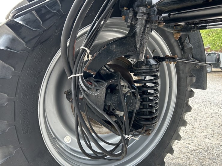 2014-case-ih-3200b-image-75